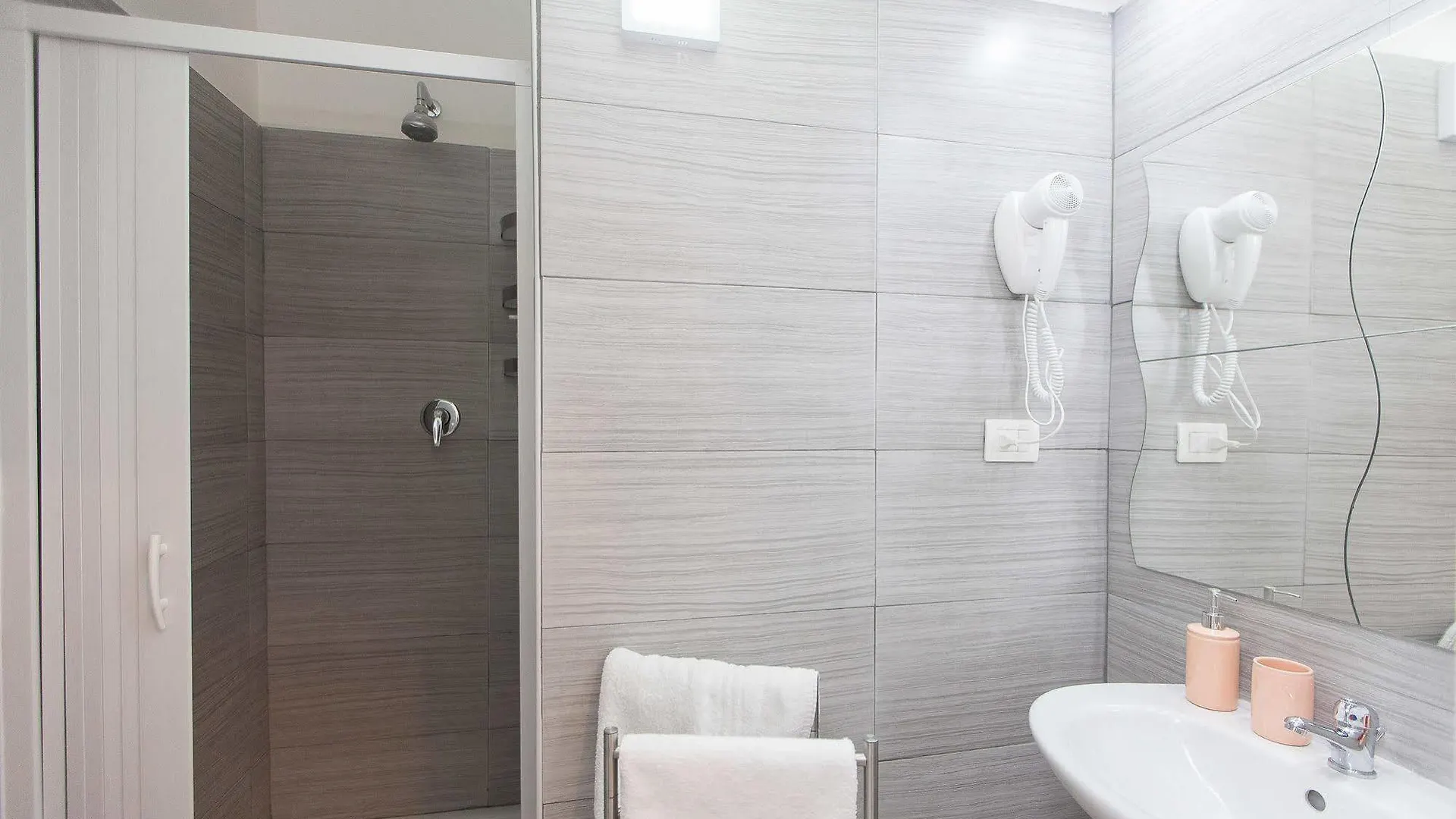 San Peter Angels Hotel Rome Guest house