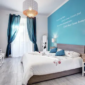 Viale Del Colosseo Bed & Breakfast